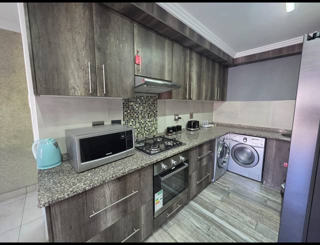 3 BEDROOM APARTMENT FOR SALE IN NEW TOWN CENTRE